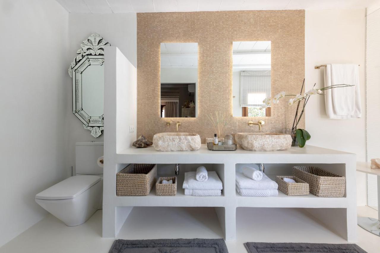 Impressive Ibiza El Zafiro 6 Bedrooms Private Gym Fantastic Views Villa San José